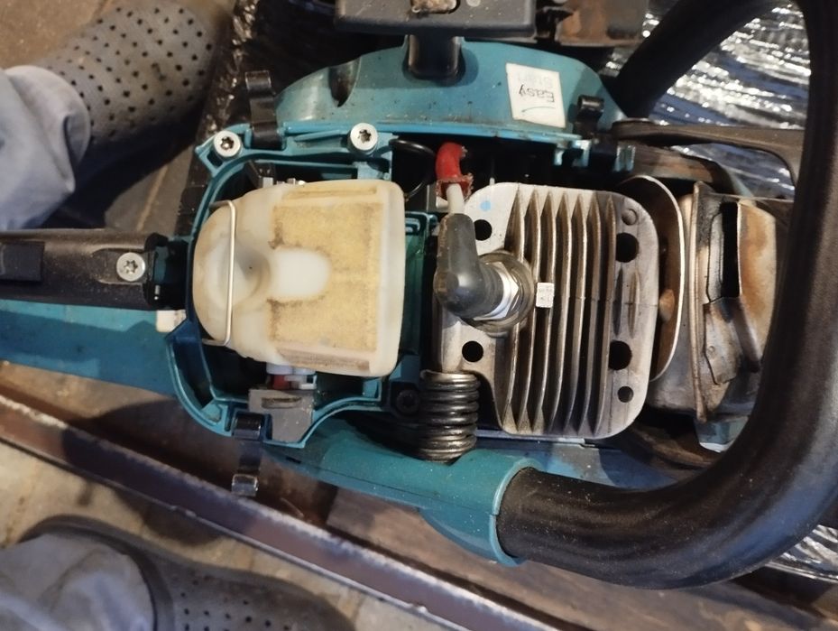 Makita dcs 4630 piła