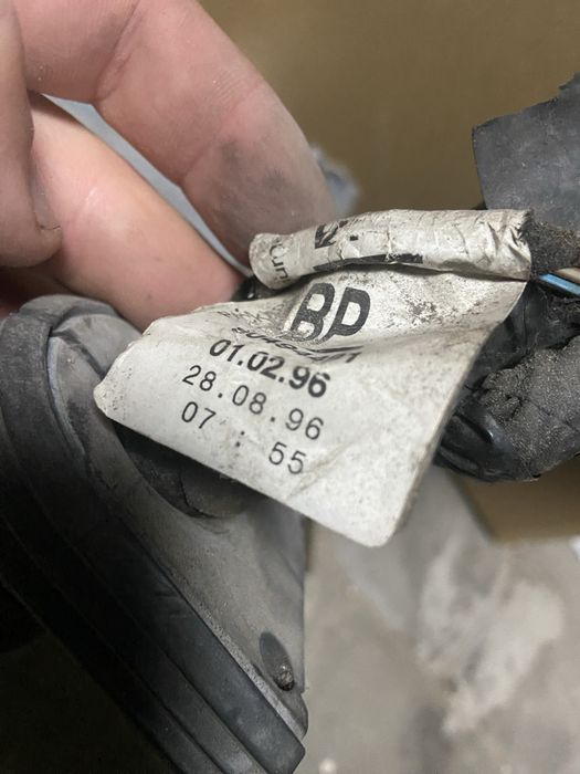 Opis wiązki komputera silnika (ECU) – Opel Omega 2.0 Benzyna