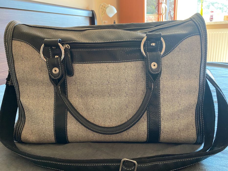 Torba podróżna i na laptopa