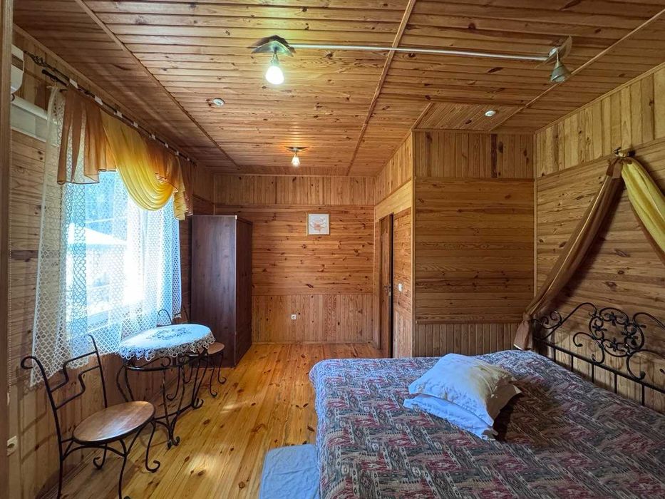 Продаж бази відпочинку"ГАЛИЦЬКИЙ ДВІР" Світязь,Шацькі озера