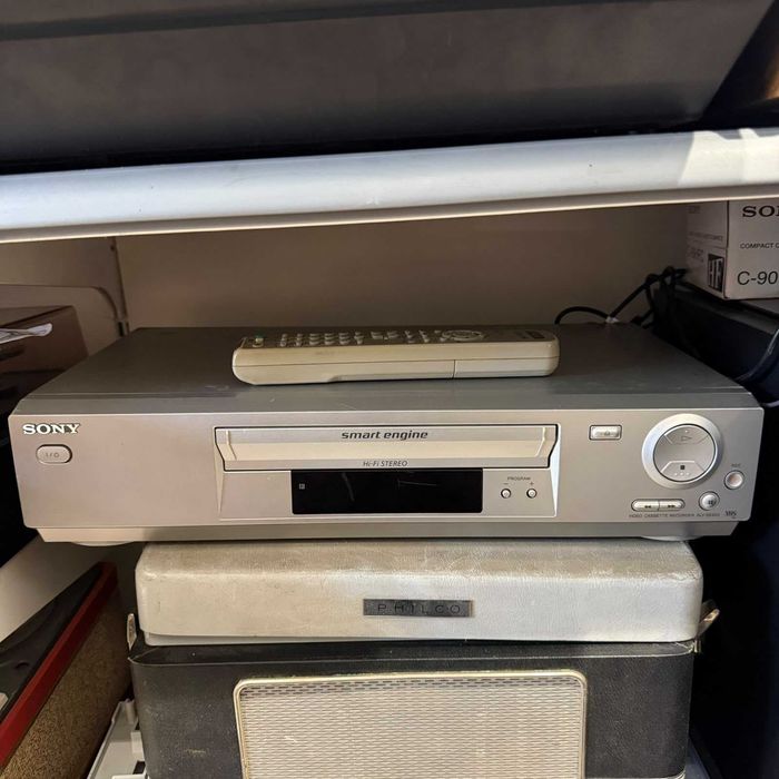 Videogravador VHS Sony SLV-SE620B — Hi-Fi Stereo com Comando