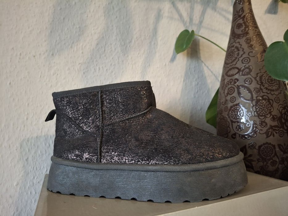 Zimowe botki brokat platforma  38