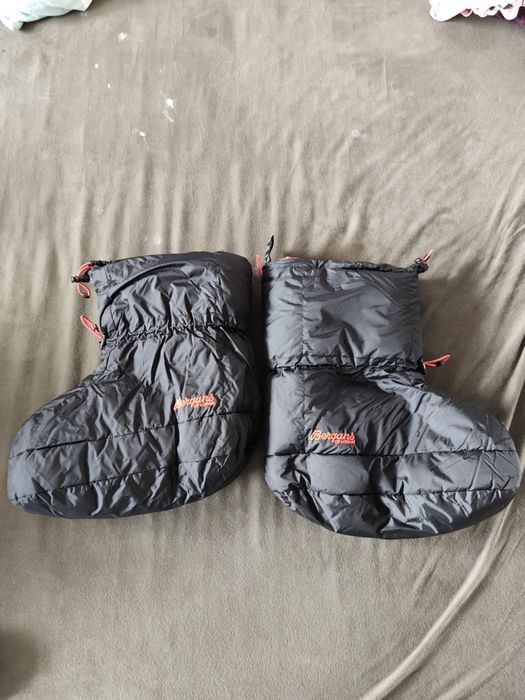 Kapcie buty puchowe bergans