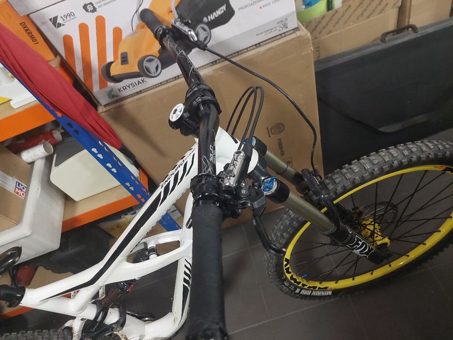 Specialized enduro comp b650