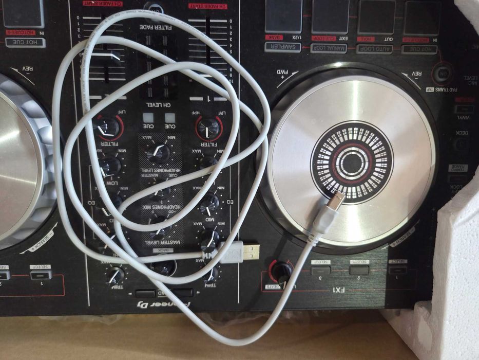 Kontroler Pioneer DDJ-SB2 NOWY!!!