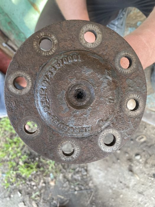 Полуось от мереседес 814-914