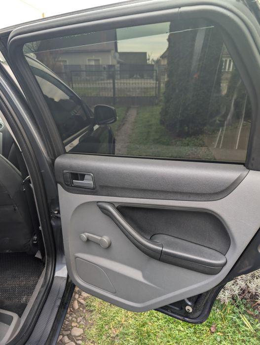 Форд фокус 2 2009 року.