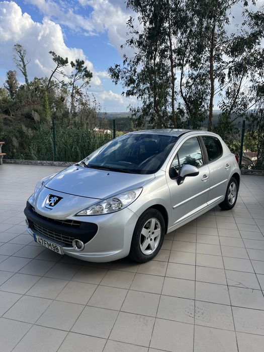 Peugeot 207 1.4 vti 95 cv