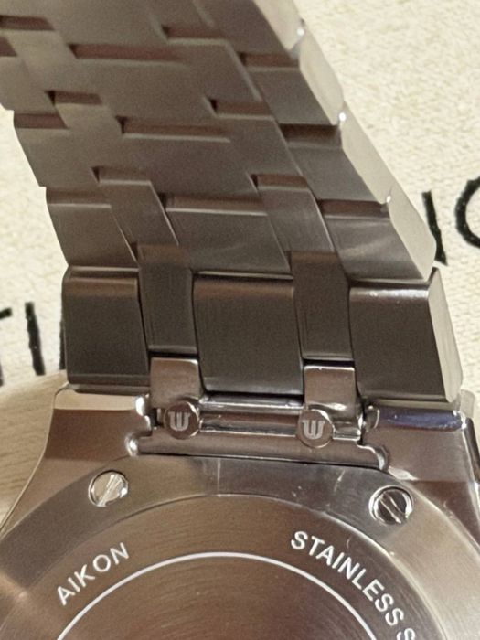 Часы Maurice Lacroix Aikon Quartz 40mm