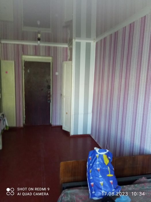 Комната в общежитии 17 кв метров. 3 этаж.