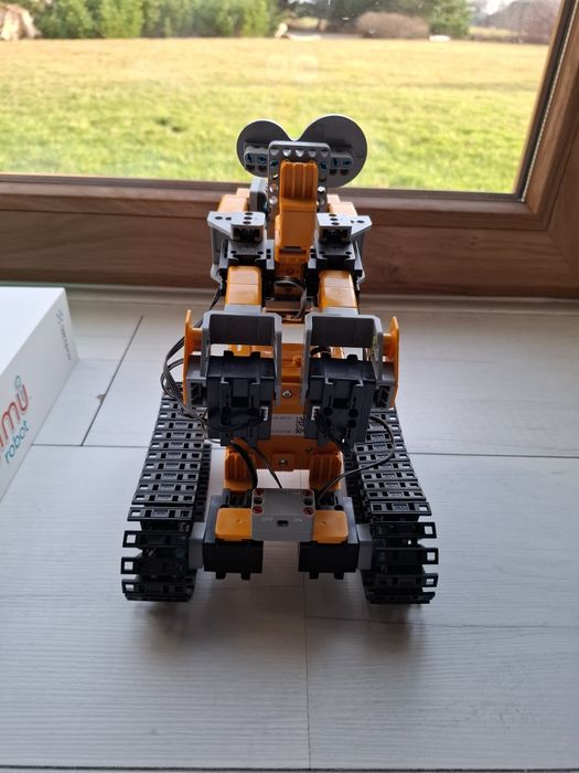 JIMU, Robot interaktywny Ubtech Tankbot