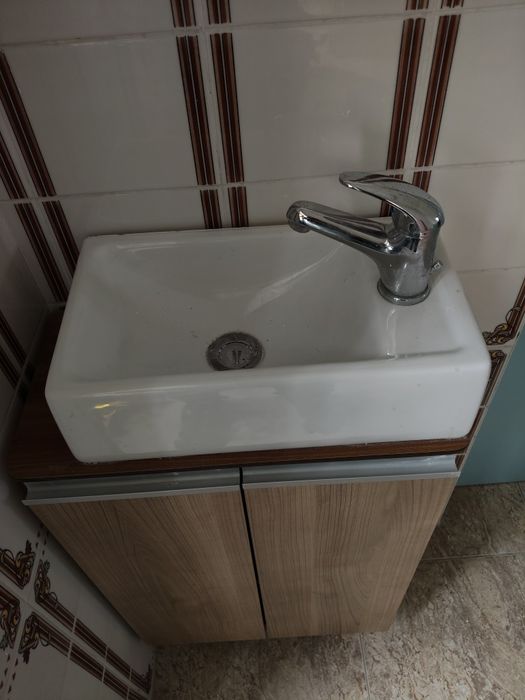 Móvel casa banho com lavatório