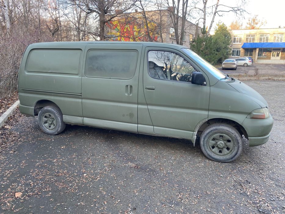 TOYOTA HIACE - 4x4 - LONG - 2,5 - D4D