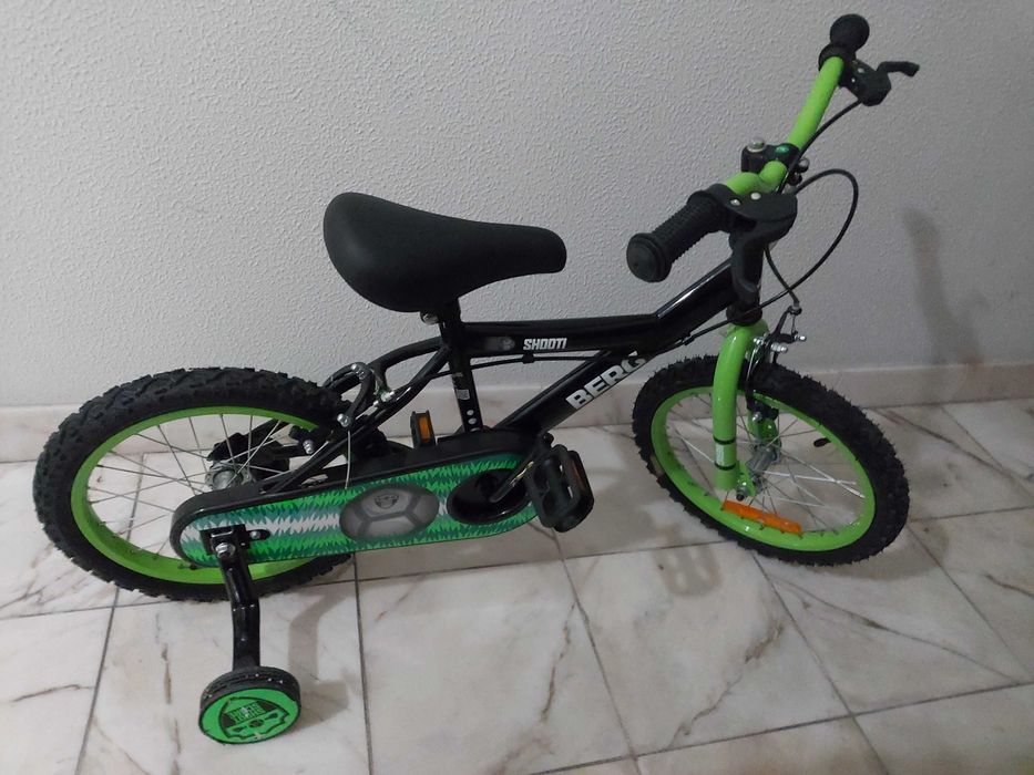 Bicicleta Infantil BERG Aro 12 – Com Rodinhas – Excelente Estado