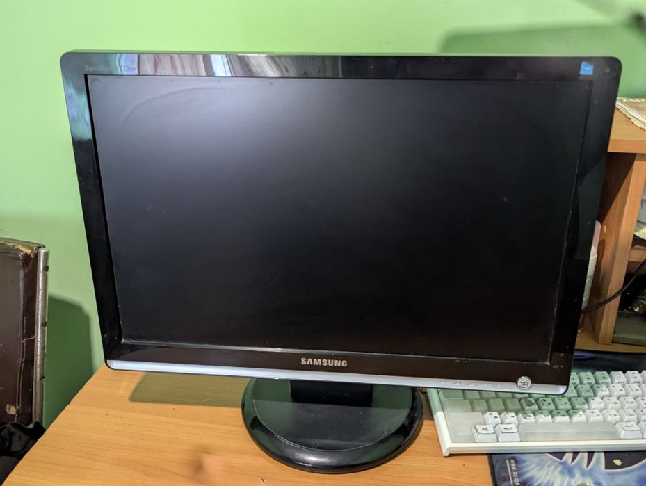 монитор Samsung SuncMaster 223bw