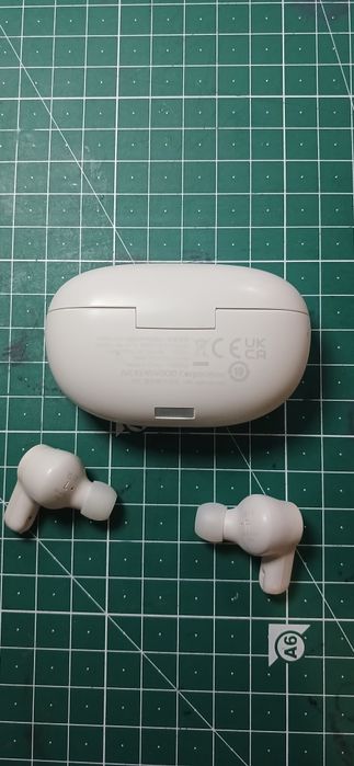 Бездротові навушники JVC HA-A7T2