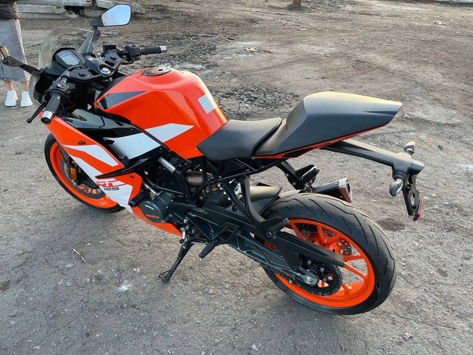 Продам мотоцикл Ktm RC 125к..