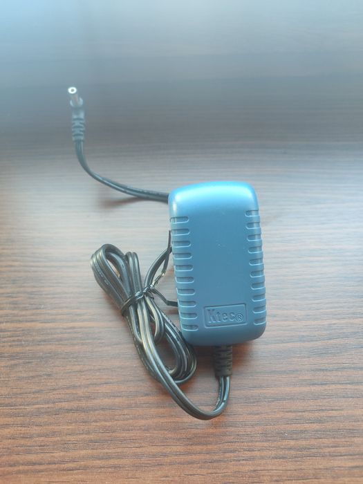 Продам оригінальний БЖ Technoline KSA12A0300400D5