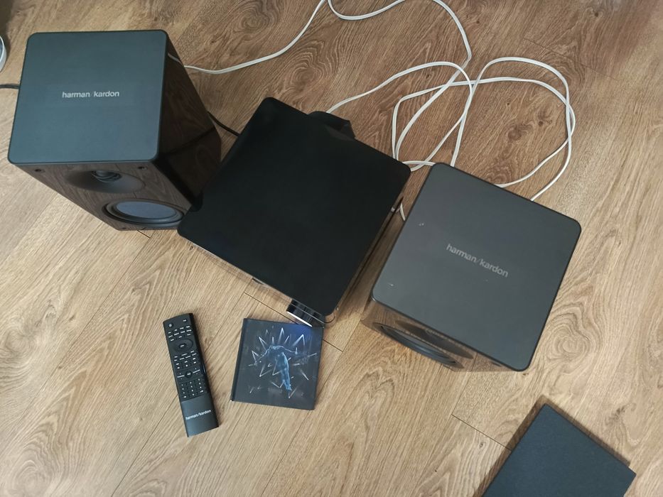 Wieża Harman Kardon MAS110 Mini piano
