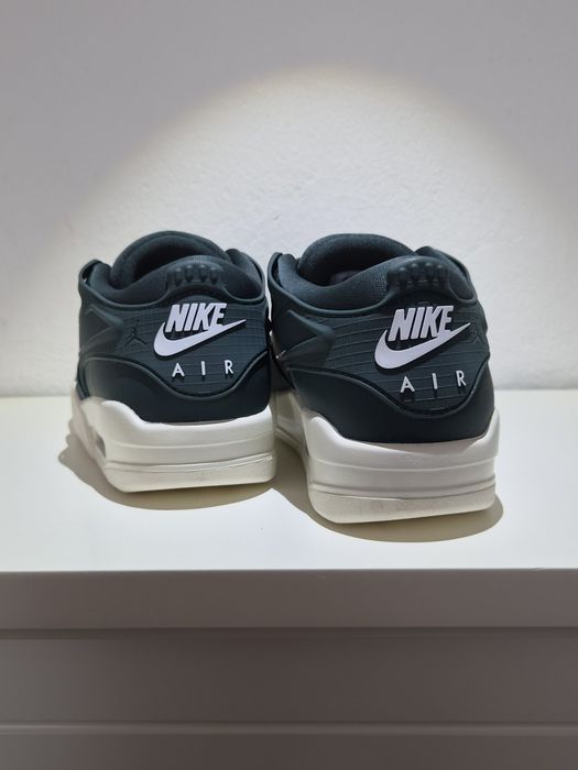 Кросівки WMNS Air Jordan 4 RM, US7.  US7.5,  US8,  FQ7940 300