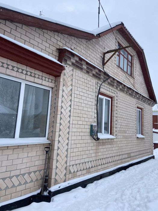 Продаж півбудинку в центрі м. Шепетівка