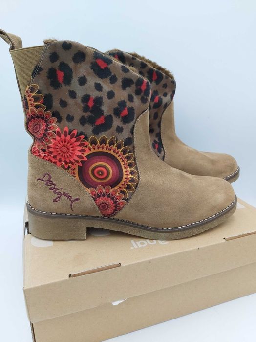 Nowe botki DESIGUAL pantrrka haft brązowe 37 c181