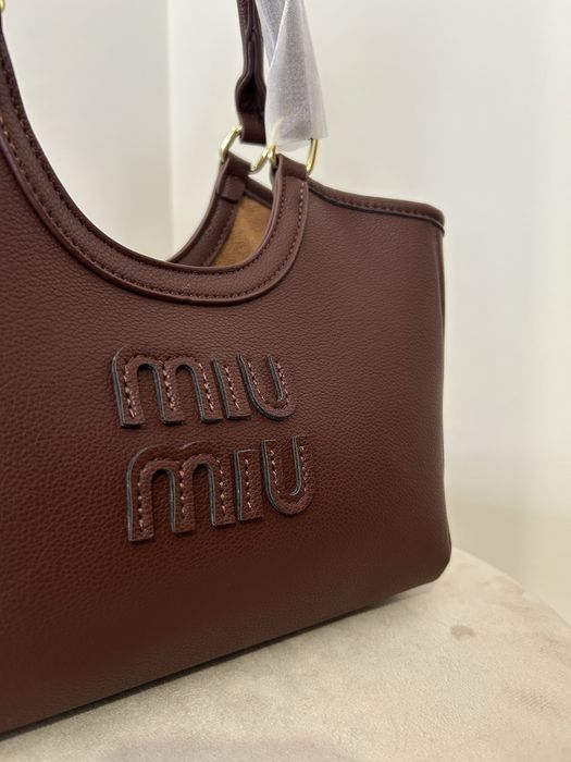 Mala castanha Miu Miu
