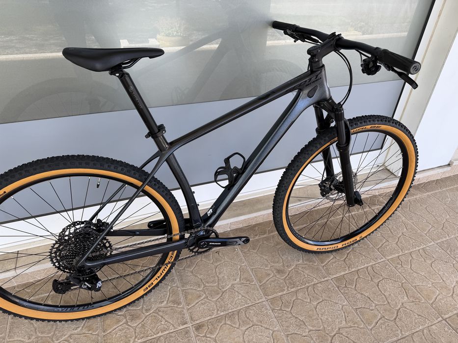 Bicicleta de BTT Scott - Carbono 12v