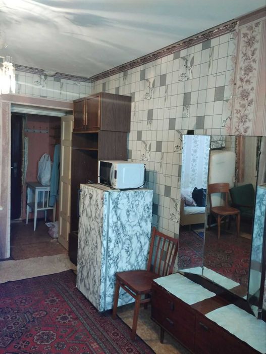Здається кімната в Металургійному районі.