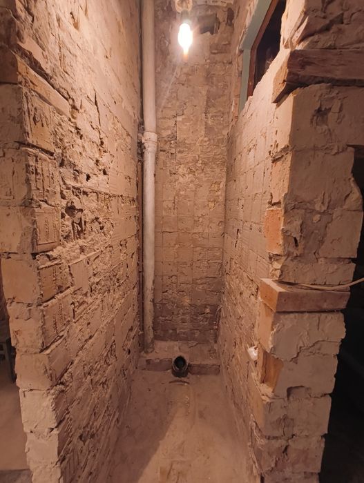 2-комнатная квартира Межигорская 32