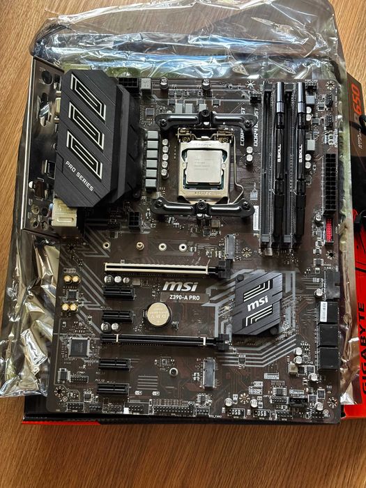 Intel Core i7-9700KF, MSI Z390-A PRO, G.Skill Ripjaws V, 16 GB, 3200MHz, be quiet! Dark Rock 4 Pro