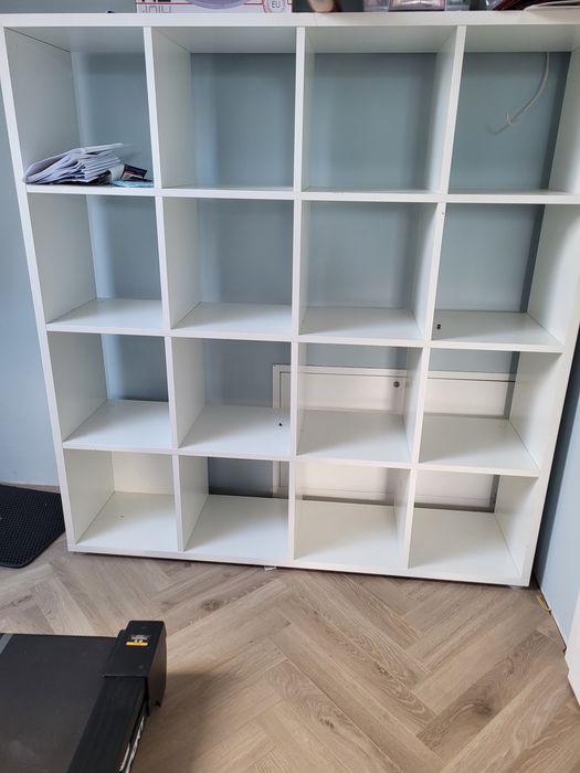 Regał Jysk 16 polek