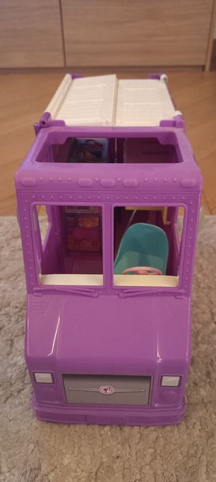 Camper lodziarnia Barbie