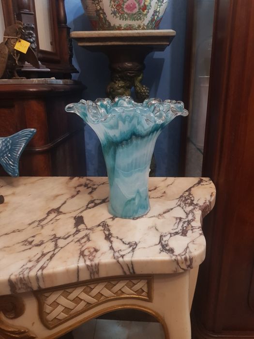 2 jarras em vidro murano  colorido