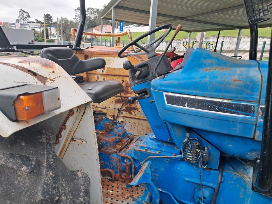 Ford 5610 em muito bom estado mecânico