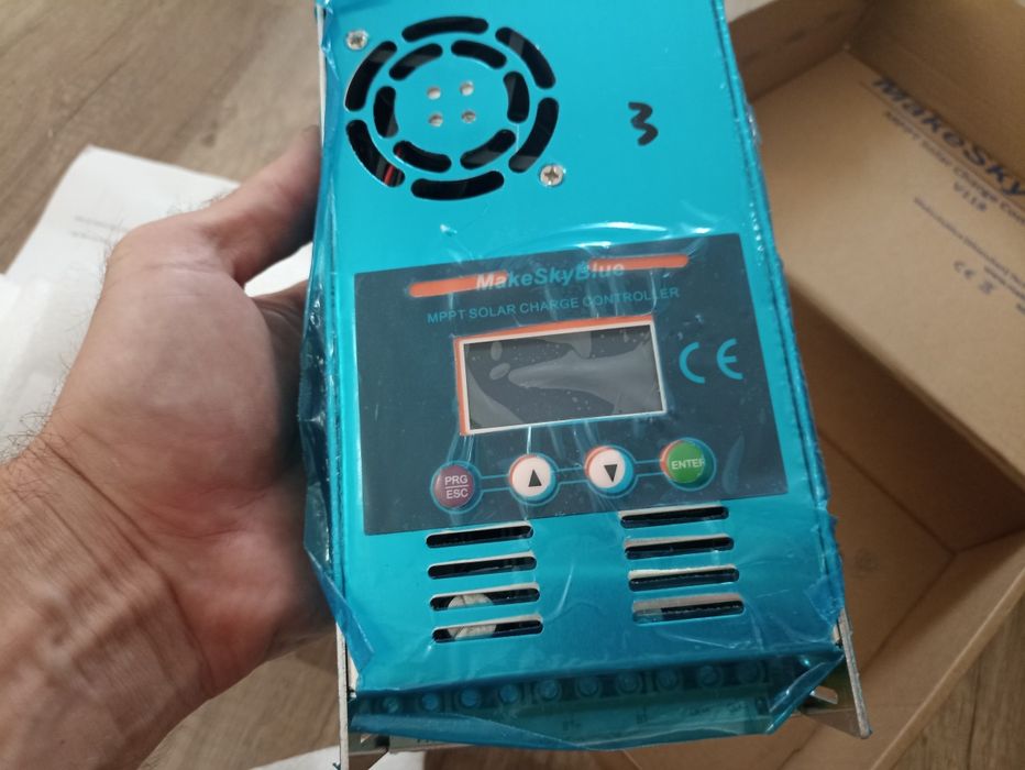 MPPT Сонячний контролер Make Sky Blue V118, солнечный контролле