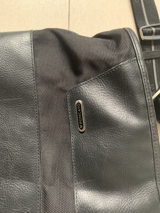 Czarna torba na laptopa Roncato