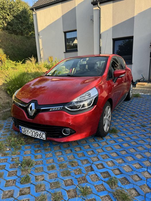 Samochód Renault clio