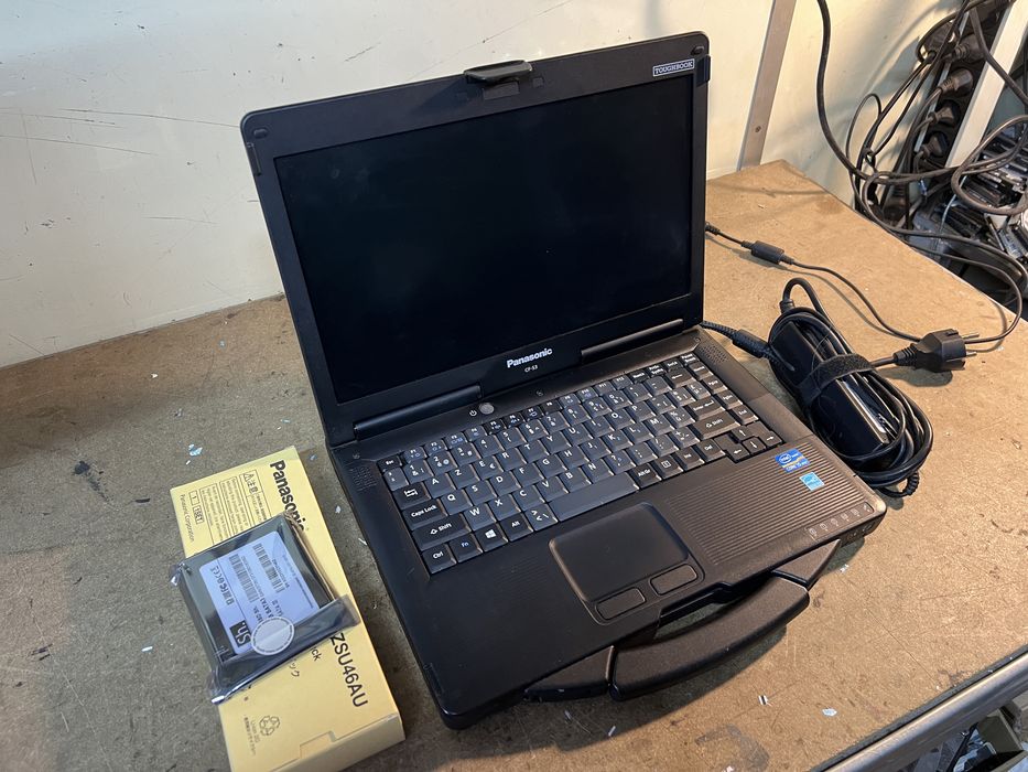 Laptop Panasonic cf 53 i5 16 gb 512 ssd