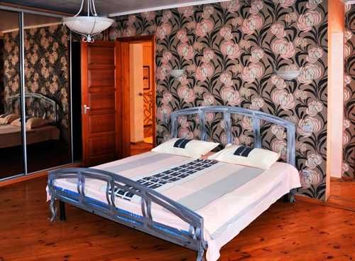 Котедж 350 кв.м подобова оренда  з басейном до 30 осіб