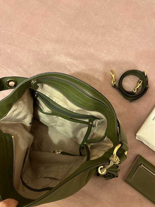 Сумка Michael Kors Brooklyn Large без або з гаманцем в колір сумочки.