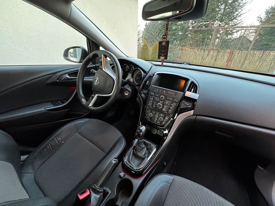 Opel Astra J 1.4turbo LPG 2015 90tys