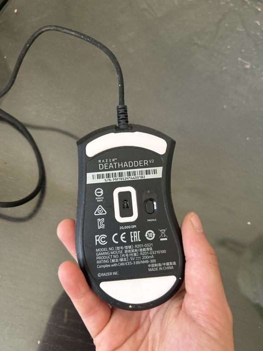 Rato razer deathadder v2