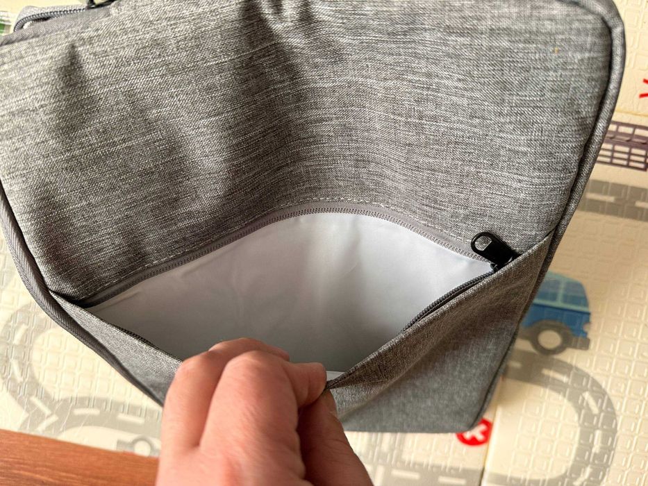 Сумка (чохол) для ноутбука або планшету