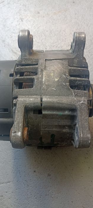 Генератор Ауді 2 дизель.