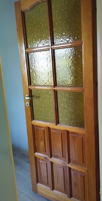 Sprzedam drzwi sosnowe