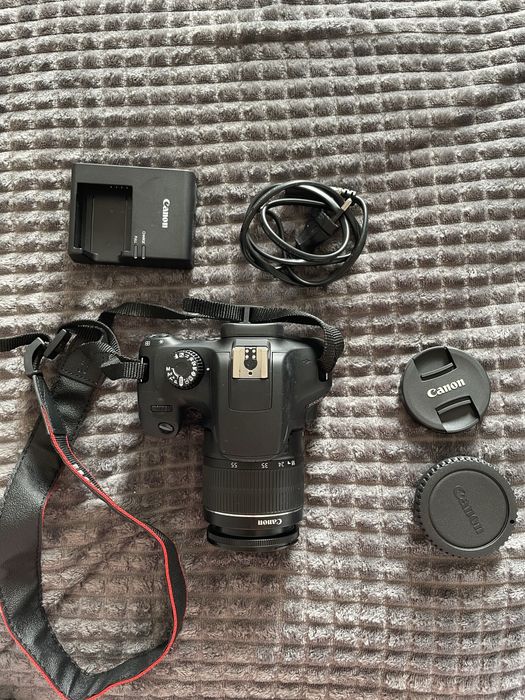 Câmera Canon EOS 4000D