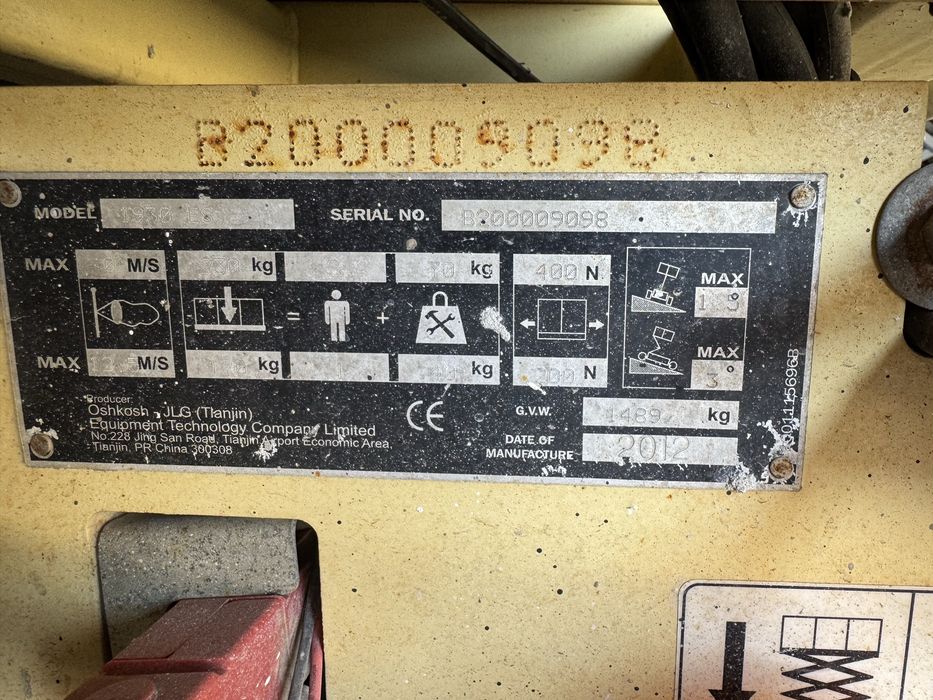 Plataforma Elevatória "tesoura" elétrica 8mt usada