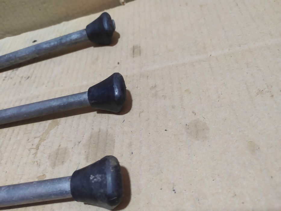 Подножка под 28 колесо с колпачком