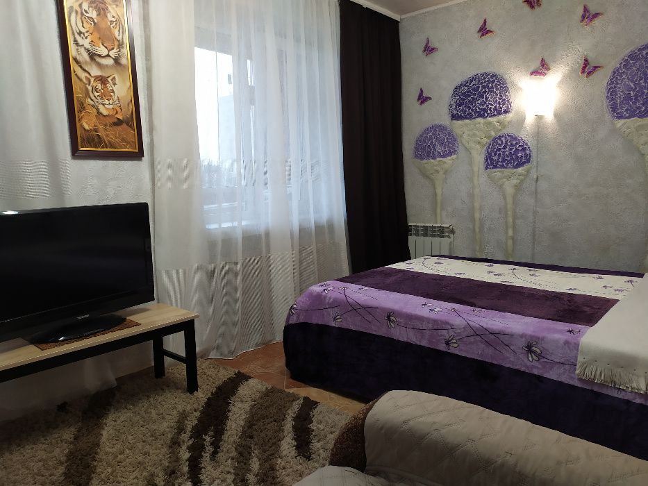 Подобово,Центр міста!1-2 кім.,Фиск.чек.Чисто!!Соборна 58